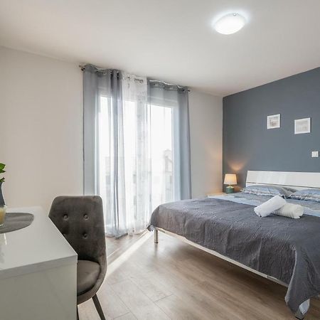 Family Apartment Ingrid プーラ エクステリア 写真